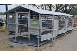 Sheltered mobile milking parlour MOOTECH6 with tent curtains